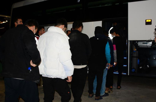 Türkiye'de 2022 yılında göçmen rekoru kırıldı: Hepsi sınır dışı edildi