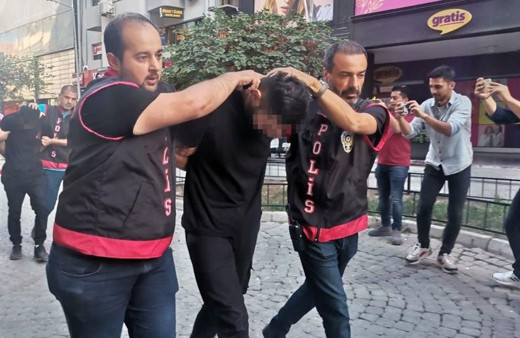 Kur'an-ı Kerim’i yırtıp yakan sanıklara istenen ceza belli oldu