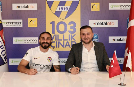 Halil Akbunar, resmen Eyüpspor'da! 3.5 yıllık anlaşma...