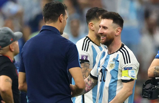 Scaloni: Messi 2026 Dünya Kupası'nda oynayabilir
