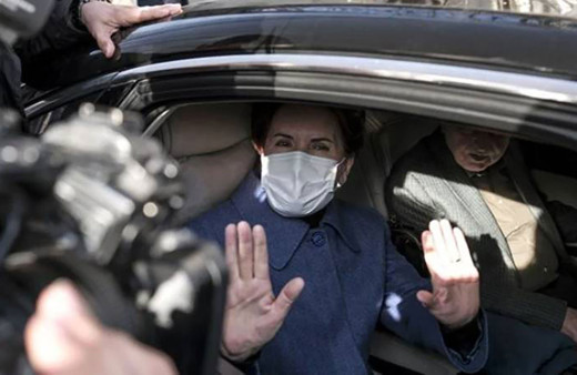İYi Parti lideri Meral Akşener taburcu oldu! Konuşmadı, evinde dinlenecek