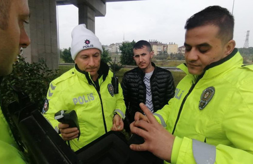 Antalya'da garip olay! Polis, ayakta durmakta zorlanınca şüphelendi, gerçek bambaşka çıktı