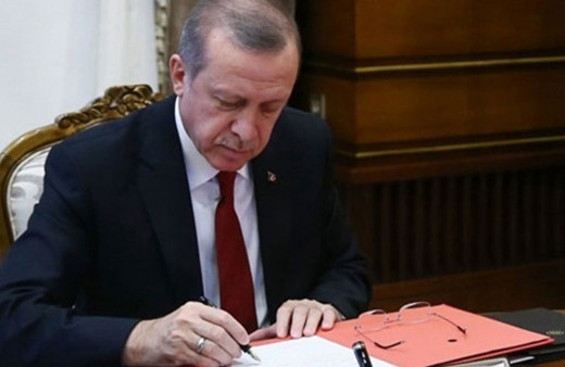 Erdoğan milletvekilliği için istifa etmek isteyen bürokrtları böyle durdurdu! Nereye gidiyorlar farklı hesap mı var!
