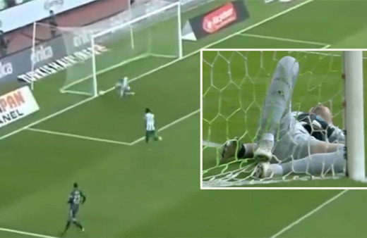 Mert Günok'tan inanılmaz hata! Konyaspor maçta topa hiç dokunmadan gol attı