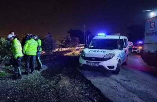 Manisa'da asteğmen aracıyla 200 metrelik uçuruma yuvarlandı