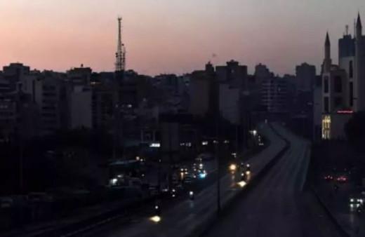 Ülke karanlığa gömüldü! 1 günde 1 saat elektrik veriliyor