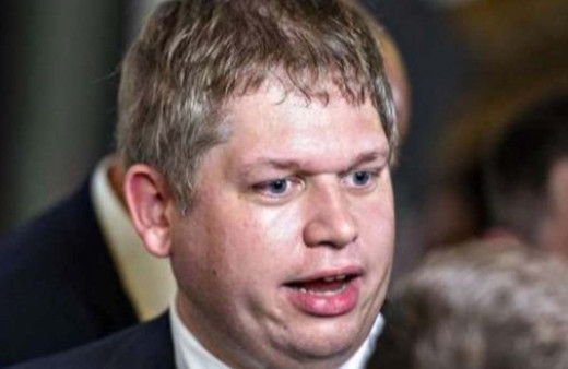 İsveçli siyasetçiden alçak istek! Girişimlere başladı: Türk büyükelçiliği önünde...