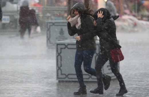20 şehre kuvvetli geliyor! Meteoroloji'den fırtına uyarısı, Orhan Şen kritik İstanbul bilgisi verdi