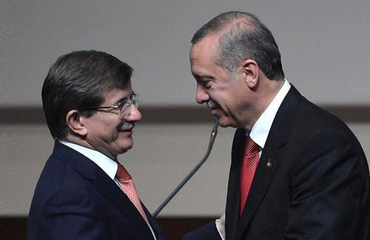 Davutoğlu'ndan Erdoğan'a yolsuzluk cevabı: Var mısın yüzleşelim