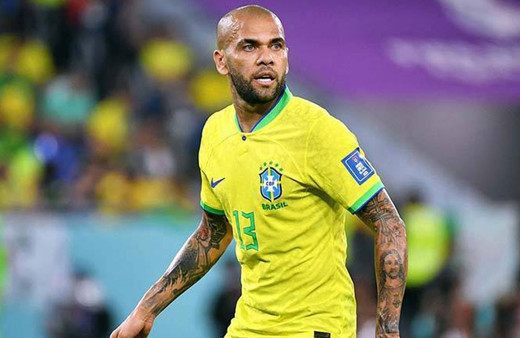 Daniel Alves cinsel taciz suçlaması sebebiyle tutuklandı