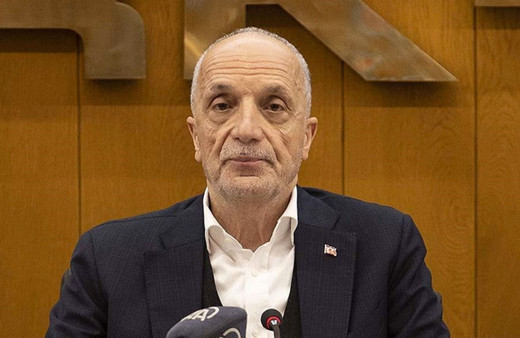 Kamuda 700 bin işçi için zam pazarlığı başladı talepler belli oldu Türk-İş Heyeti Bakan Bilgin'e iletti