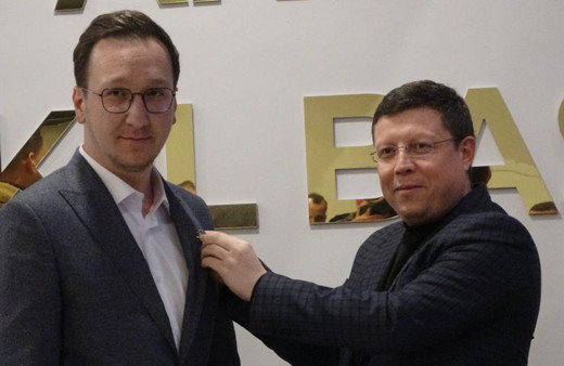 İYİ Parti'den istifa etti, AK Parti'ye geçti!