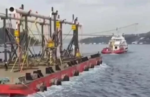 İstanbul Boğazı'nda arıza yapan 59 metrelik gemi kurtarıldı