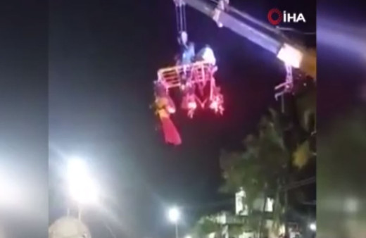 Festival alanında vinç devrildi! 4 kişi öldü 9 yaralı var