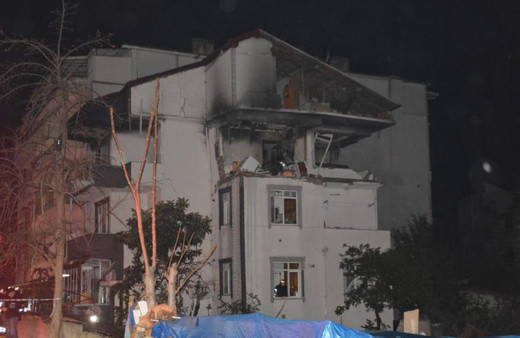 Kocaeli'deki patlama anı kamerada! Mahalleli sokağa döküldü