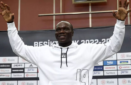 Beşiktaş'ın yıldızı Aboubakar'dan Fenerbahçe ve transfer itirafı! "Bu hainlik olur"