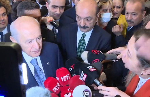 Devlet Bahçeli, Sinan Ateş suikastini soran gazeteciyi "İşine bak" diye tersledi