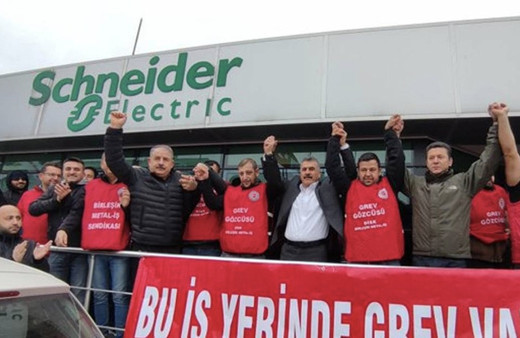 CHP'li Ağbaba: "AKP iktidarı 20 yılına tam 20 grev yasağı sığdırdı"