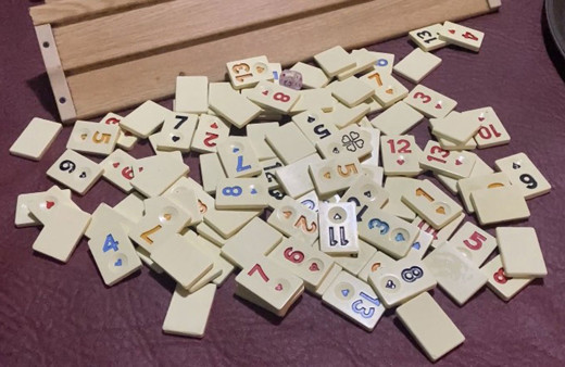 Bir garip silahlı saldırı: Oyun oynarken adam vurup kaçtı! Okey taşlarından parmak izi alındı