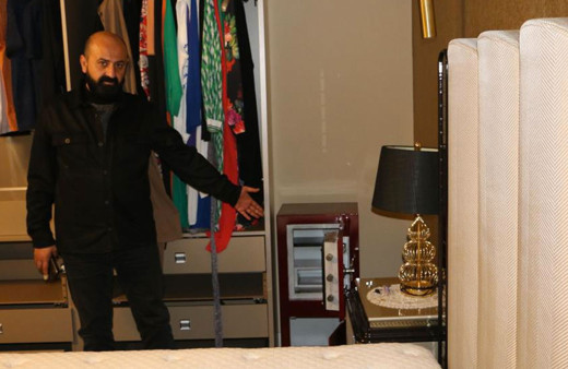 Diyarbakır'da hırsızlar 10 gün özel güvenlikli sitede yiyip, içip, yattı lüks villaları soydu