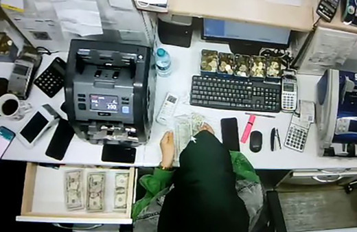 Para transfer merkezinde çalışan kadın 1 yılda 'tırnakçılık' yöntemiyle 11 milyon lira çaldı!