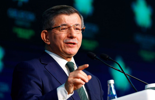 Davutoğlu'nun 'bizlere uyku haram' dediği haber kurgu çıktı tweeti silmedi paylaşıma yorum yağdı