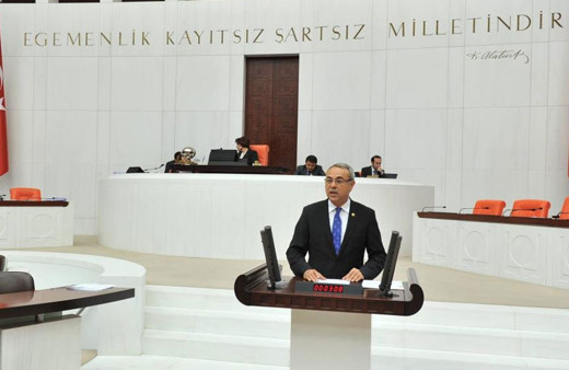 Eski MHP'li vekilin ağabeyi ve eşi evinde ölü bulundu