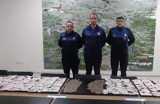 Dilencinin üzerinden çıktı, 'hepsini bugün kazandım' dedi