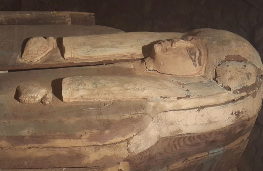 Mısır'da altın varakla kaplı 4 bin 300 yıllık mumya bulundu tabuttan neler çıktı?