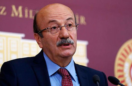 CHP'li Mehmet Bekaroğlu'ndan şok paylaşım! CHP'liler tepki gösterince silmek zorunda kaldı