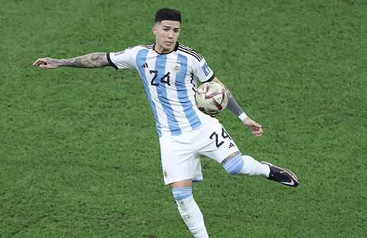 Chelsea transfer rekorunu kırdı! Enzo Fernandez için dudak uçuklatan rakam