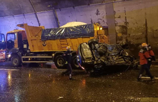Bolu Dağı Tüneli’nde zincirleme kaza: Ölü ve yaralılar var! İstanbul istikameti trafiğe yeniden açıldı