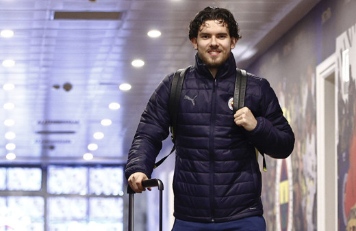 Fenerbahçe Adana'ya uçtu; Kamp kadrosu belli oldu