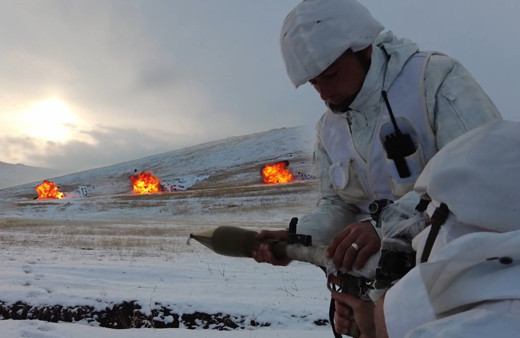 Kış tatbikatı nefes kesiyor! Bakanlık görüntüleri paylaştı: Hedefler tek tek böyle imha edildi!