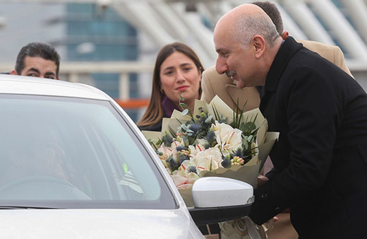 Avrasya Tüneli 6 yılda maliyetini karşıladı 100 milyonuncu aracın sürücüsüne ödül