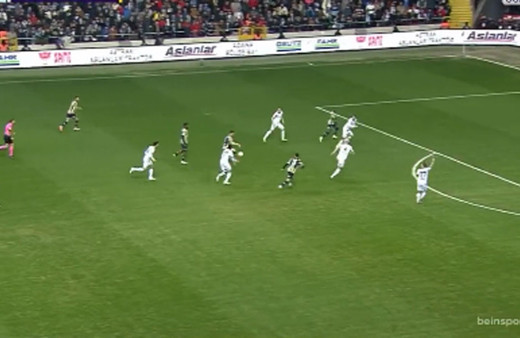 Golü iptal edilen Fenerbahçeli Mert Hakan'ın paylaşımına beğeni yağdı