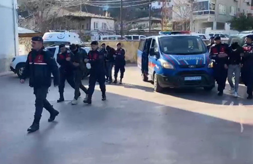 Acemi hırsızların elleri bomboş kaldı! 50 bin TL’lik zarara yol açtılar