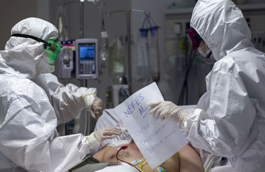 Covid-19'un yeni varyantı aşıyı alt ediyor! İsmini 'çift başlı köpek'ten aldı...