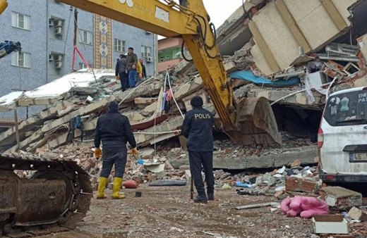 Bakan Fatih Dönmez'den deprem açıklaması: Enerji altyapılarında ciddi hasar var