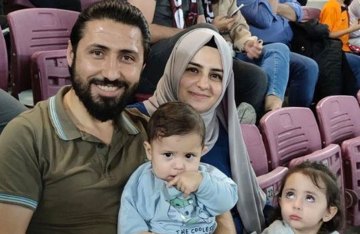 Deprem 4 kişilik yaman ailesini böldü ikisi öldü