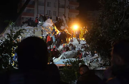 Depremde ikinci gün! Binlerce kişi enkaz atında, ölü sayısı artıyor! Elektrik yok, su yok, doğalgaz yok...