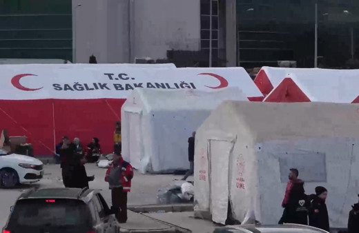 Sağlık Bakanı Fahrettin Koca: 10 ilimizde 77 Sahra Hastanesi kurduk.