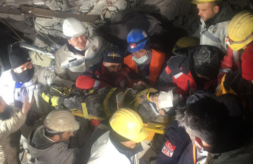 87 saat sonra mucize kurtuluş! Küçük Miran, ayağa kalkmaya çalıştı, nereye gideceğiz? diye sordu