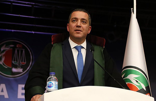 İhbar yağıyor! Depremde binası yıkılan müteahhitler kaçıyor, önlem alın!