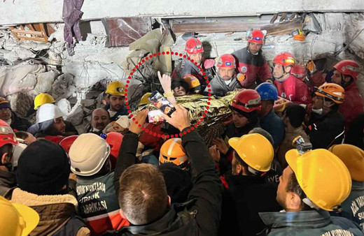 209 saat sonra mucize kurtuluş! Enkazdan çıkan Fatma'nın ilk hareketi tüyleri diken diken etti