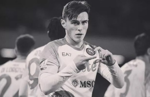 Eljif Elmas'ın çağrısına takım arkadaşları destek verdi! Formalar depremzedeler için satılıyor