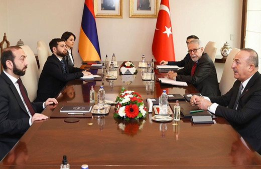 Mevlüt Çavuşoğlu: Ermenistan bu zor günümüzde insanımıza dostluk elini uzattı