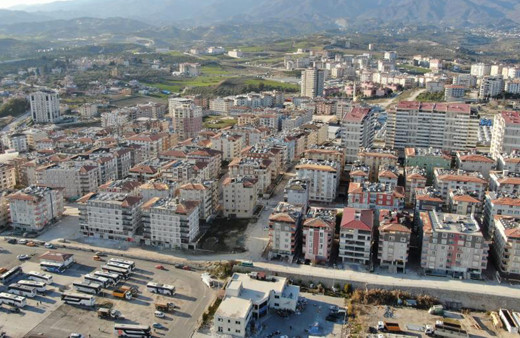 Görenler gözlerine inanamadı! Depremde yerle bir olan Hatay’ın bu mahallesinde hiçbir ev yıkılmadı