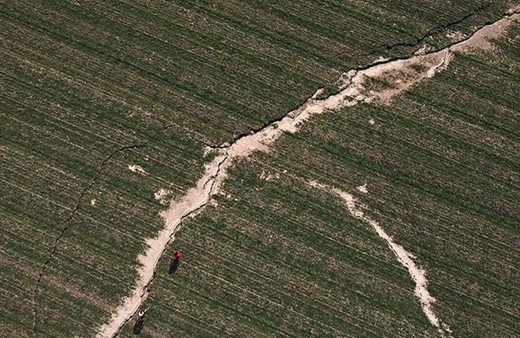 Kahramanmaraş'ta fay hattının geçtiği mahallenin haline bakın!