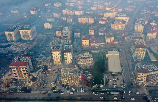 Kahramanmaraş depreminde ölenlerin sayısı 42 bini geçti! AFAD'dan yeni açıklama